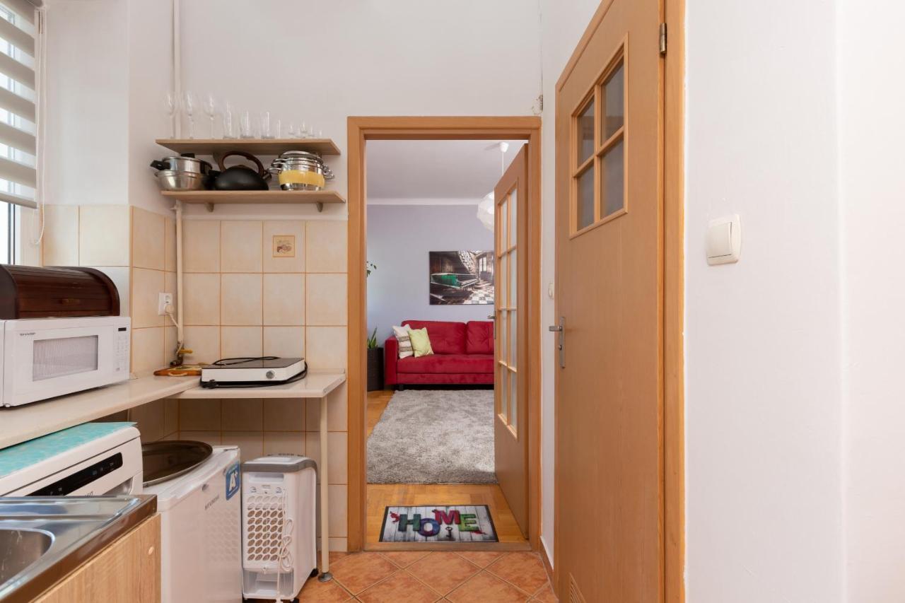 Appartamento Metro Politechnika Studio Konstytucji By Renters Varsavia Esterno foto